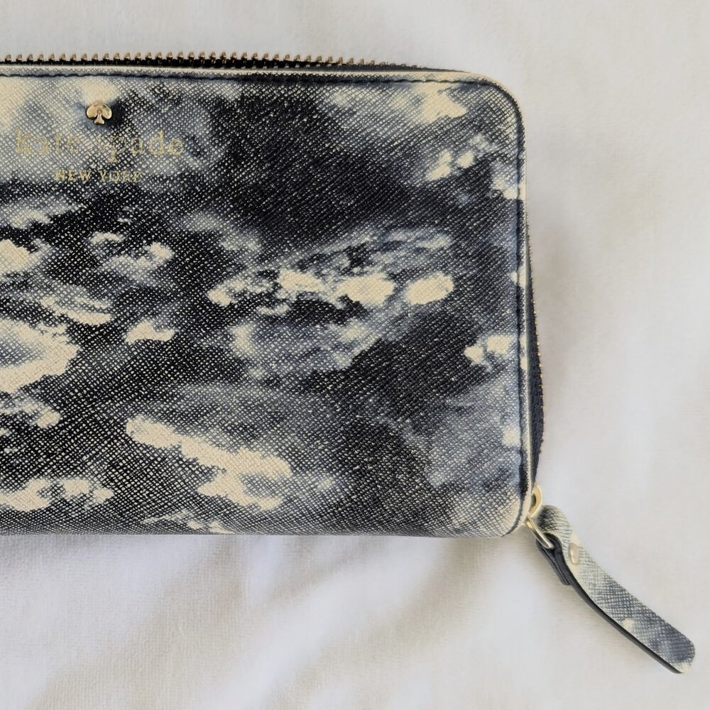 Early 2010s Kate Spade Wallet Cloud Tie Dye Navy Blue